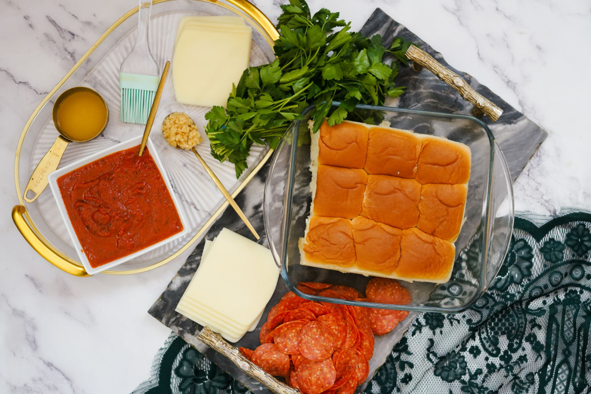 ingredients for pizza sliders