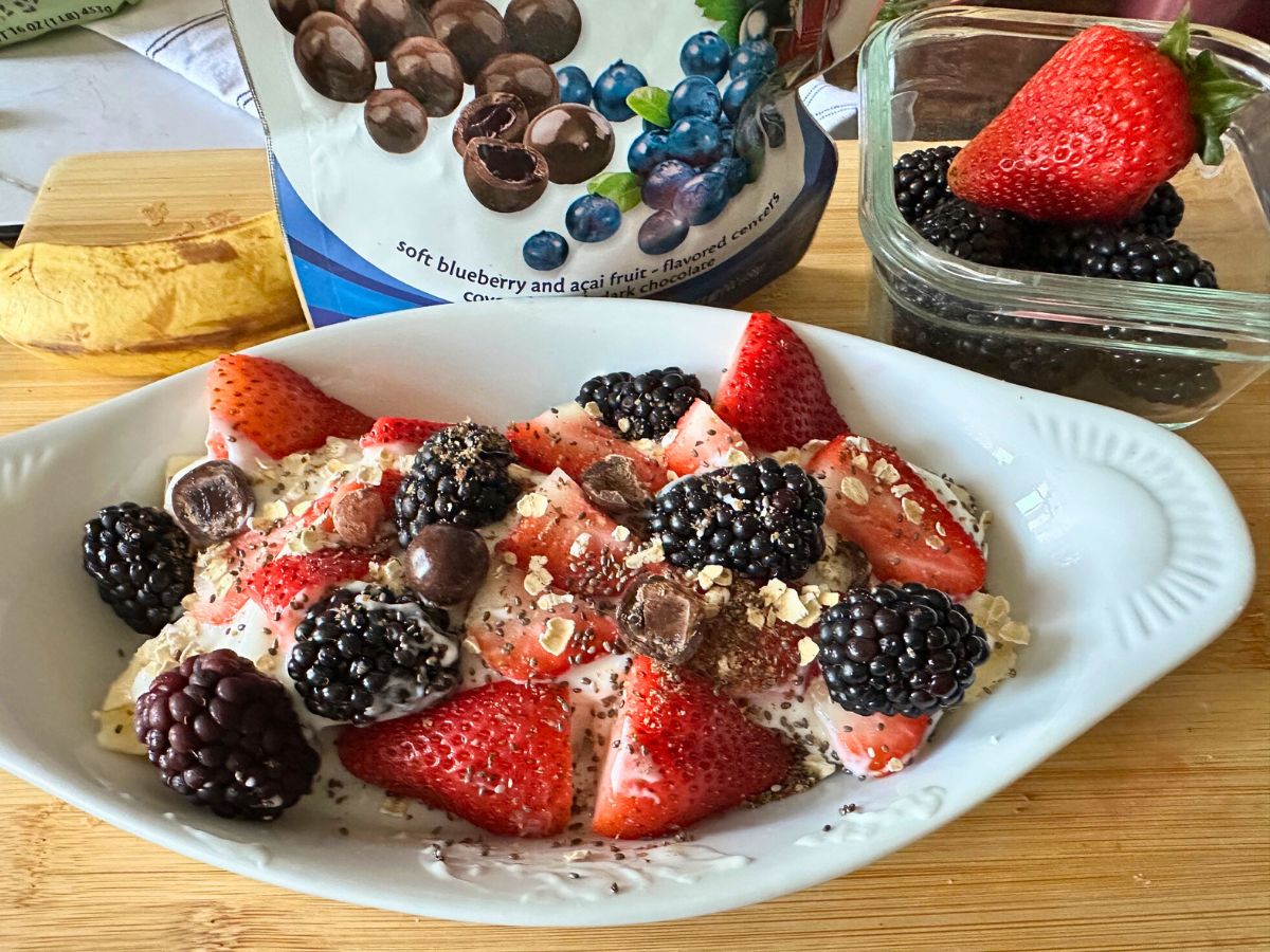 blueberry acai chocolate on yogurt banana split