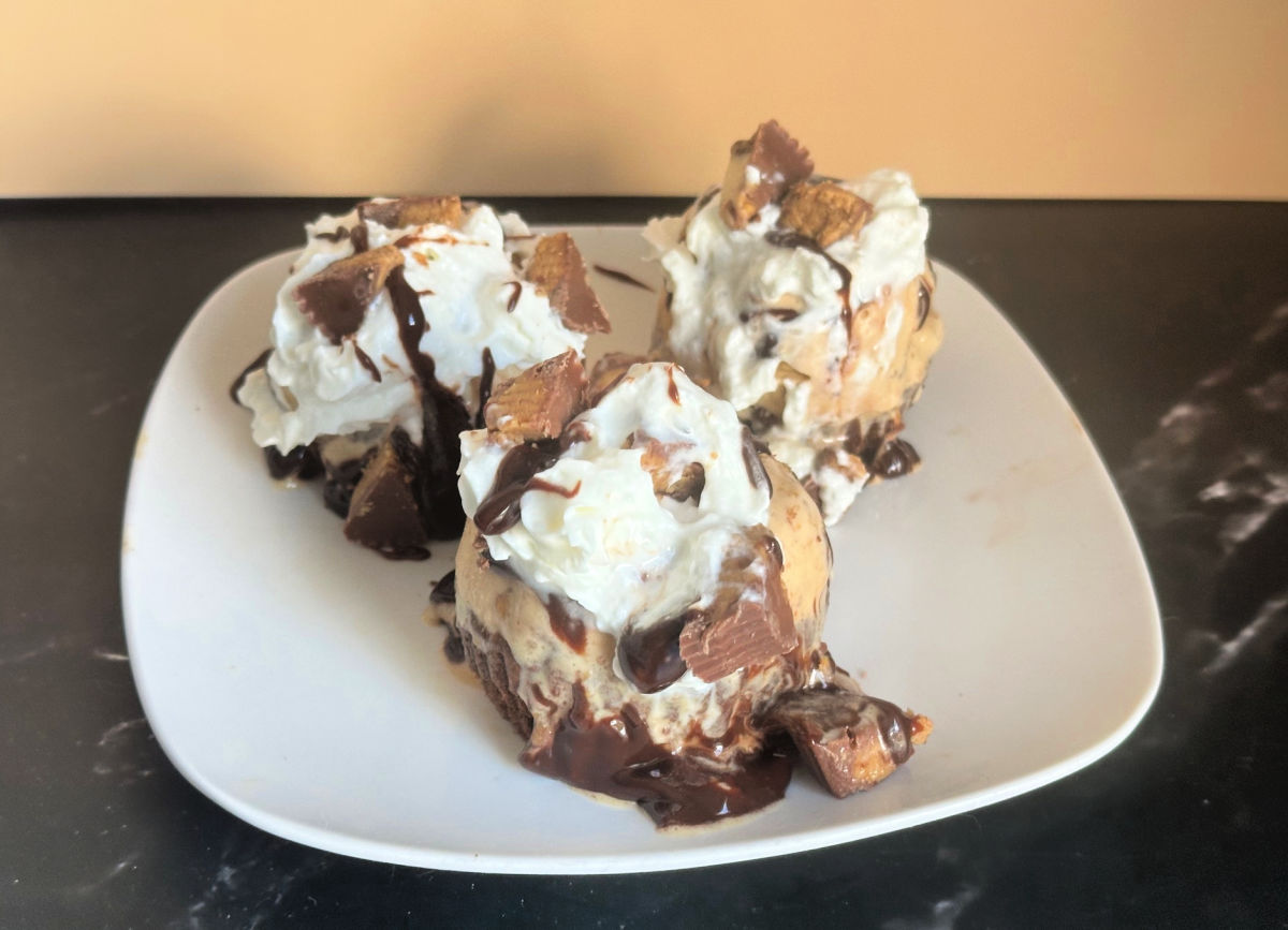 top view of ice cream cakes