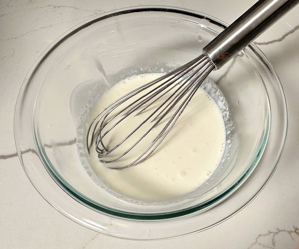 mixing heavy cream